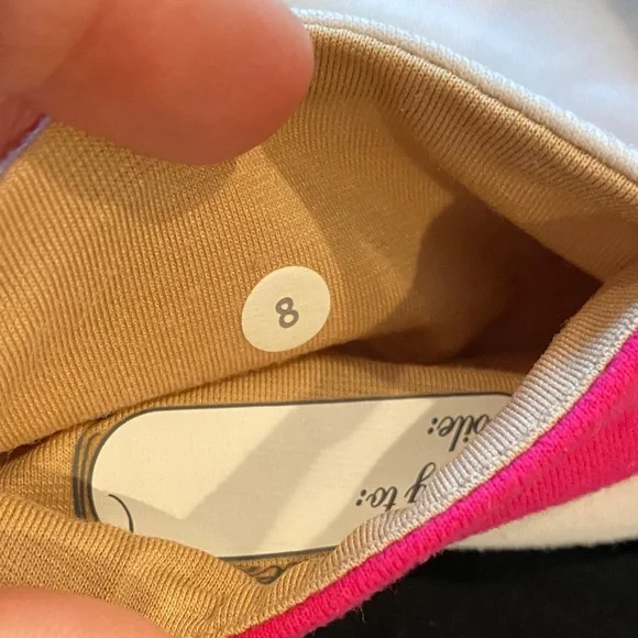 🩷 Lululemon Black Capri Flare Leggings with Pink and White Waistband 🩷 - Picture 3 of 6